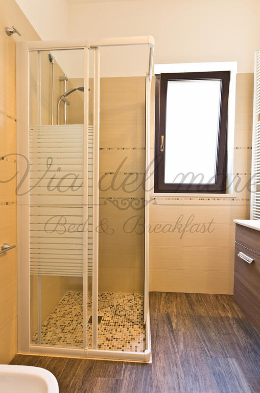 Viadelmare Rooms Monopoli Chambre photo