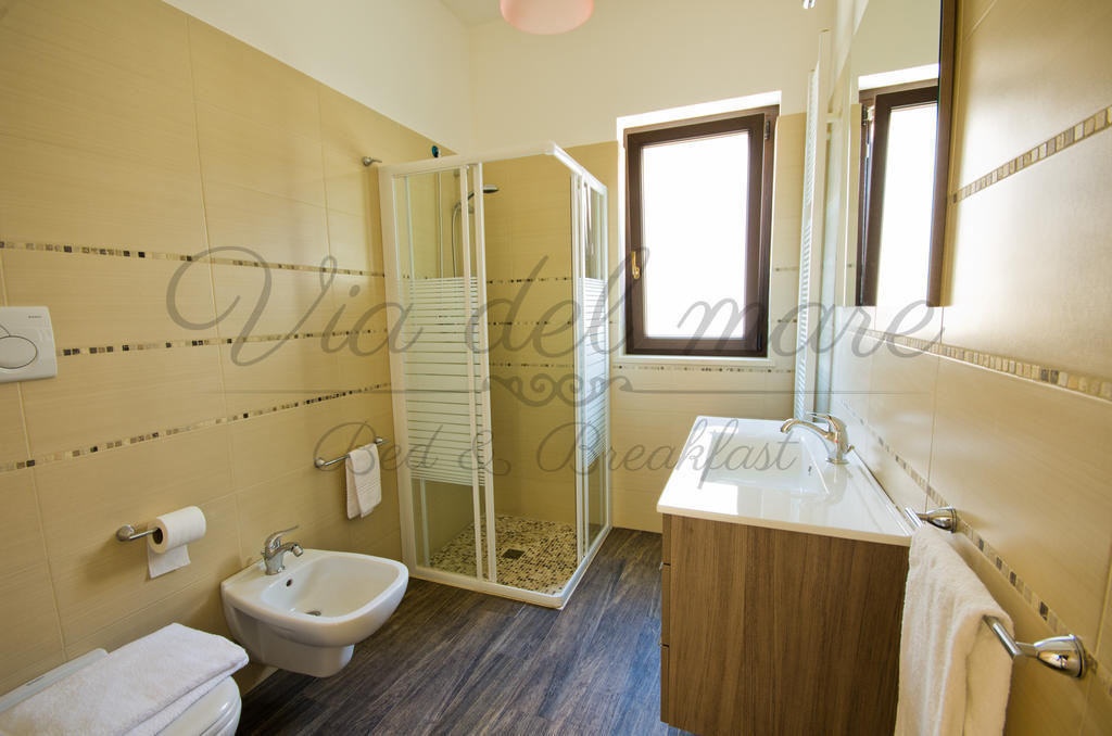 Viadelmare Rooms Monopoli Chambre photo